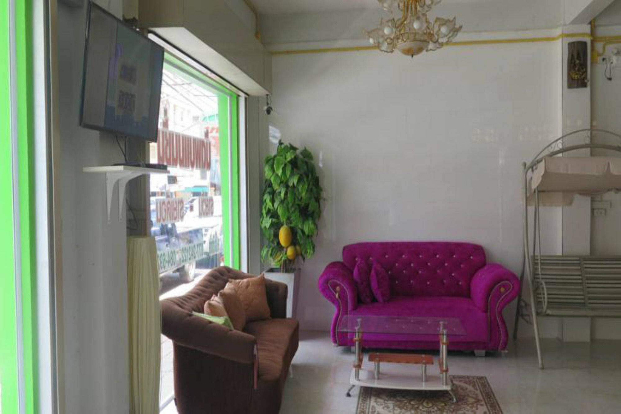 Nadpob Mansion Hotel Сурат Тхани Екстериор снимка